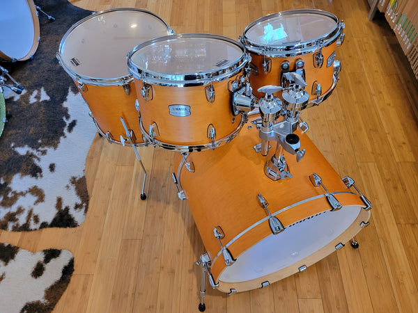 Drum Kits - Yamaha Tour Custom 16x22 7x10 8x12 15x16 (Carmel Satin)